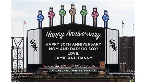 chicago white sox scoreboard messages